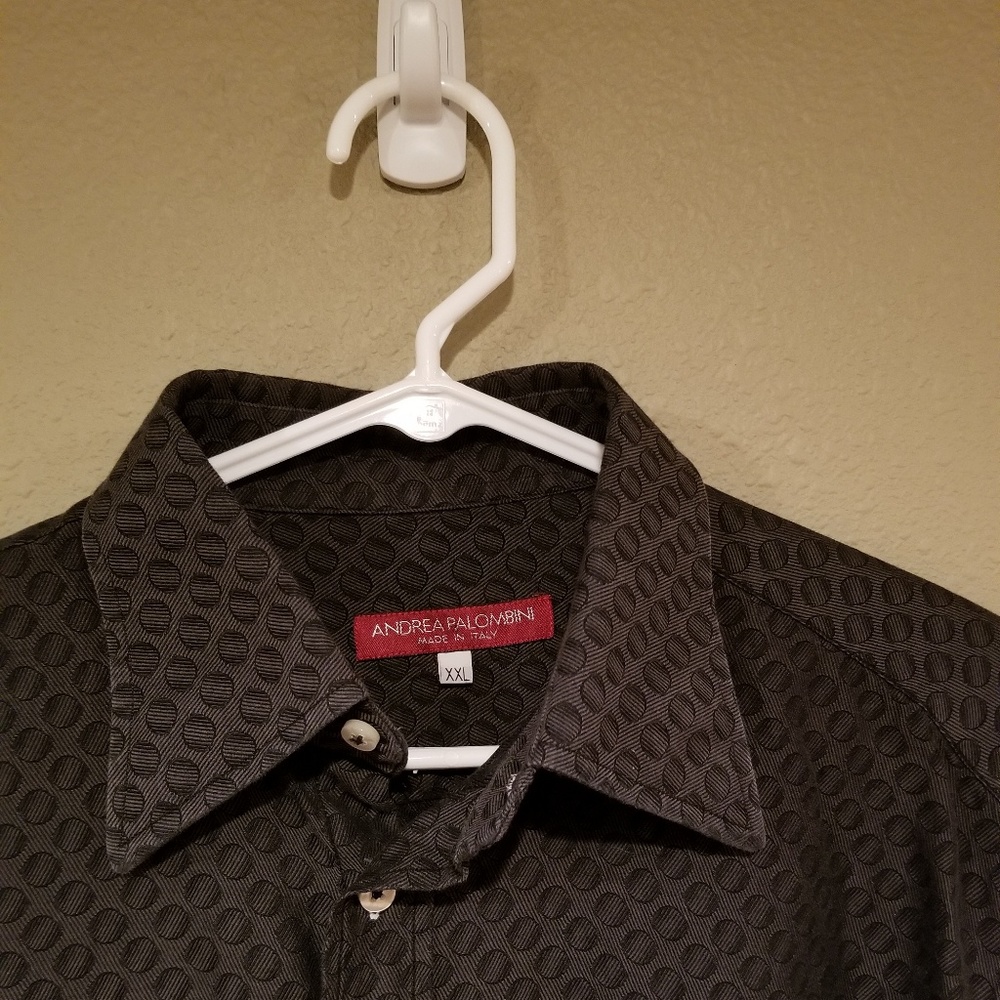 Andrea Palomini button up long sleeve shirt